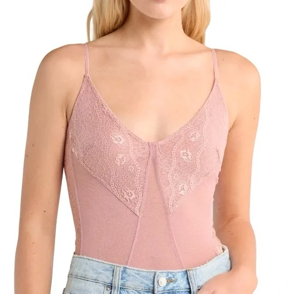 NEW FREE PEOPLE PINK LACE & MESH BODYSUIT - Picture 1 of 5